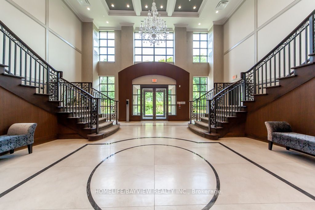 9909 Pine Valley Drive, #213