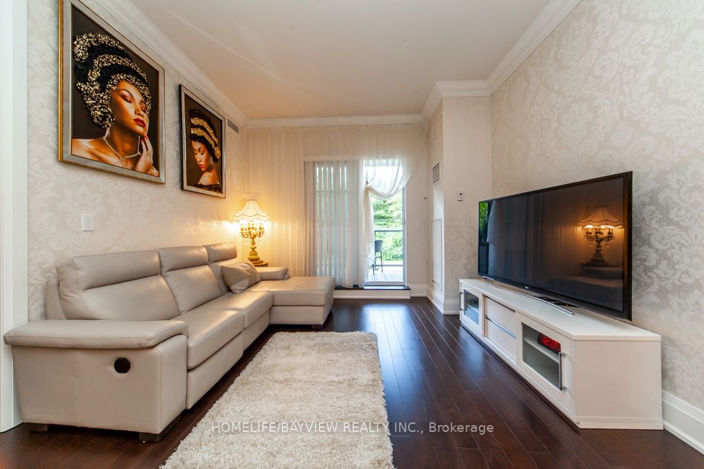9909 Pine Valley Drive, #213