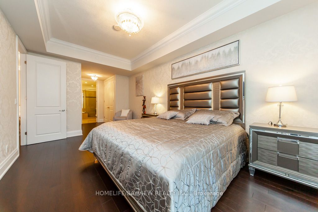 9909 Pine Valley Drive, #213
