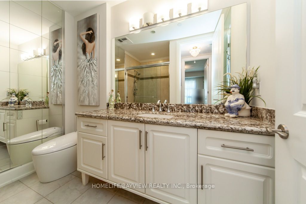 9909 Pine Valley Drive, #213