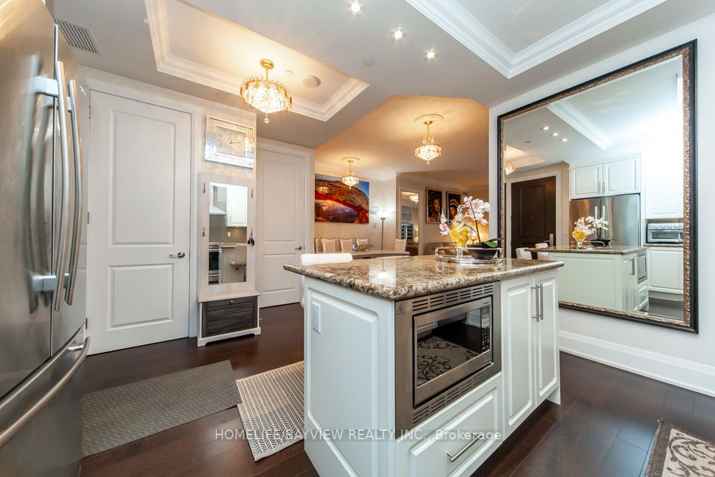 9909 Pine Valley Drive, #213