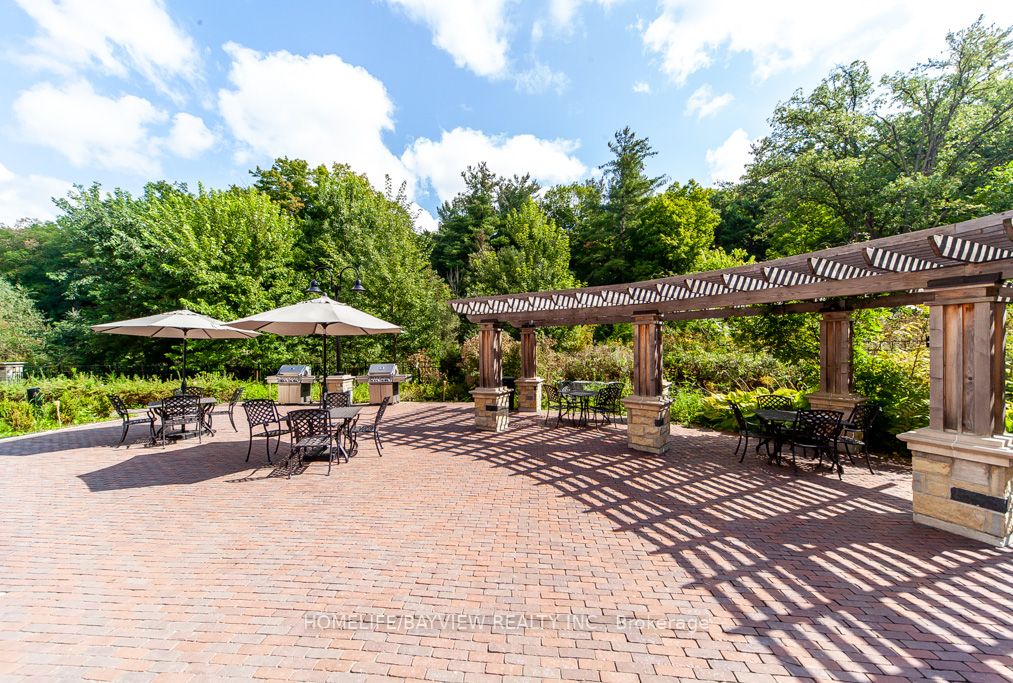 9909 Pine Valley Drive, #213