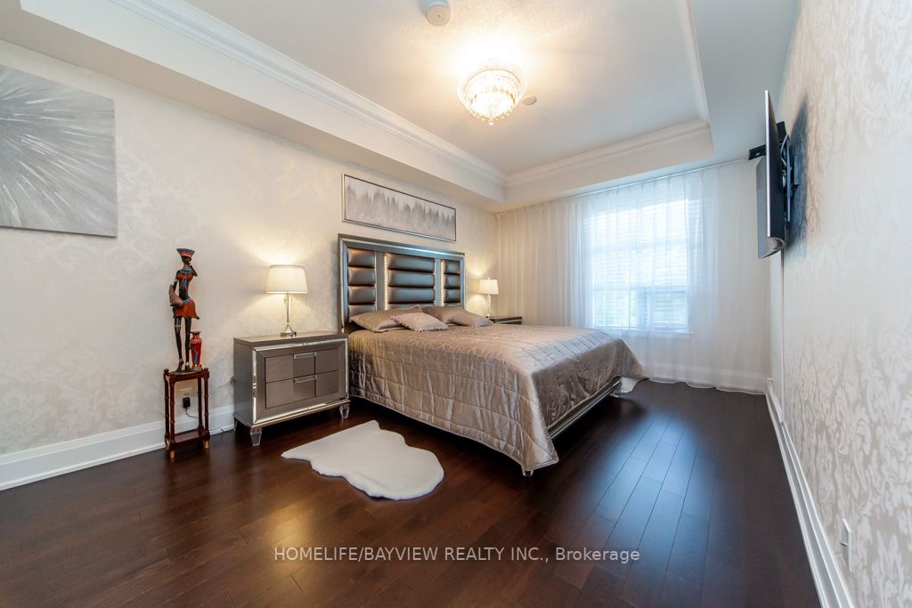 9909 Pine Valley Drive, #213