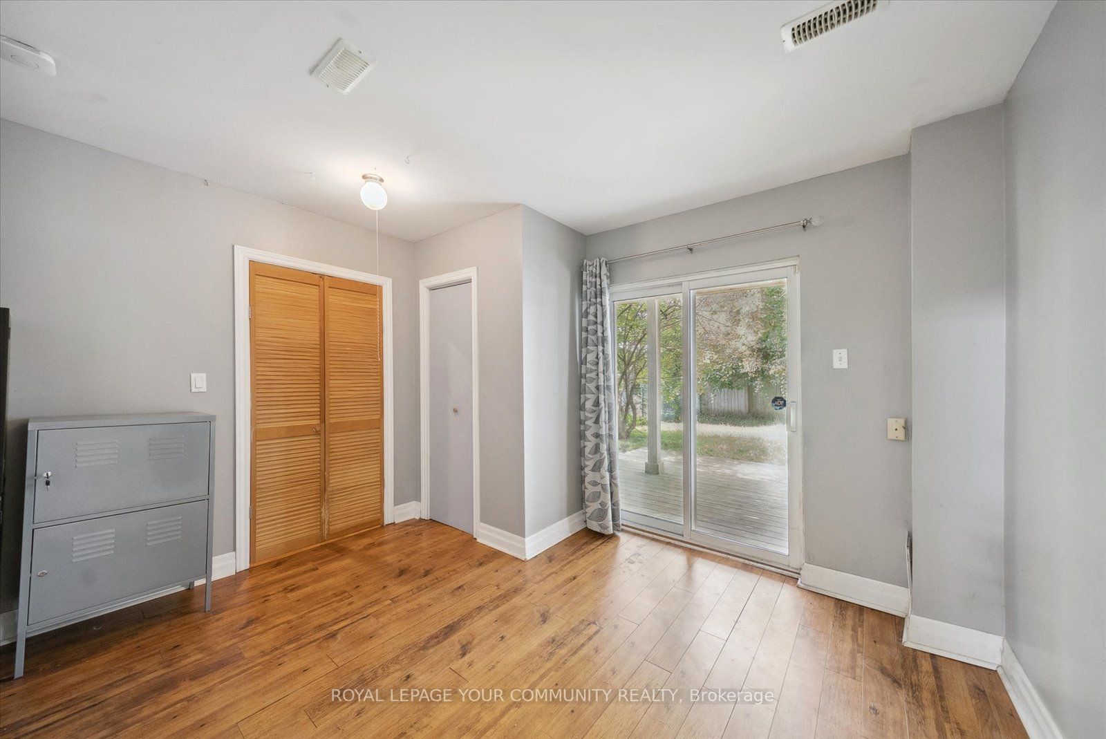 56 Hattie Crt