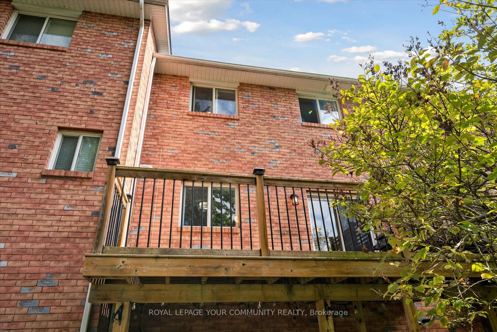 56 Hattie Crt