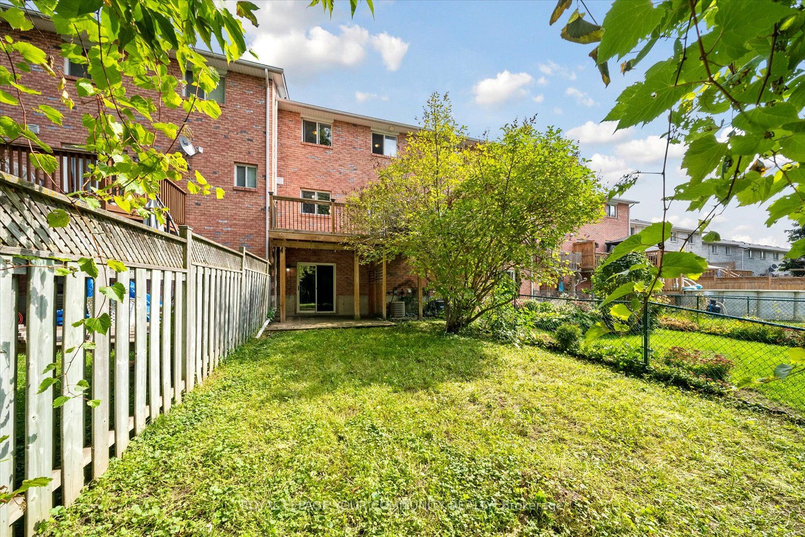 56 Hattie Crt