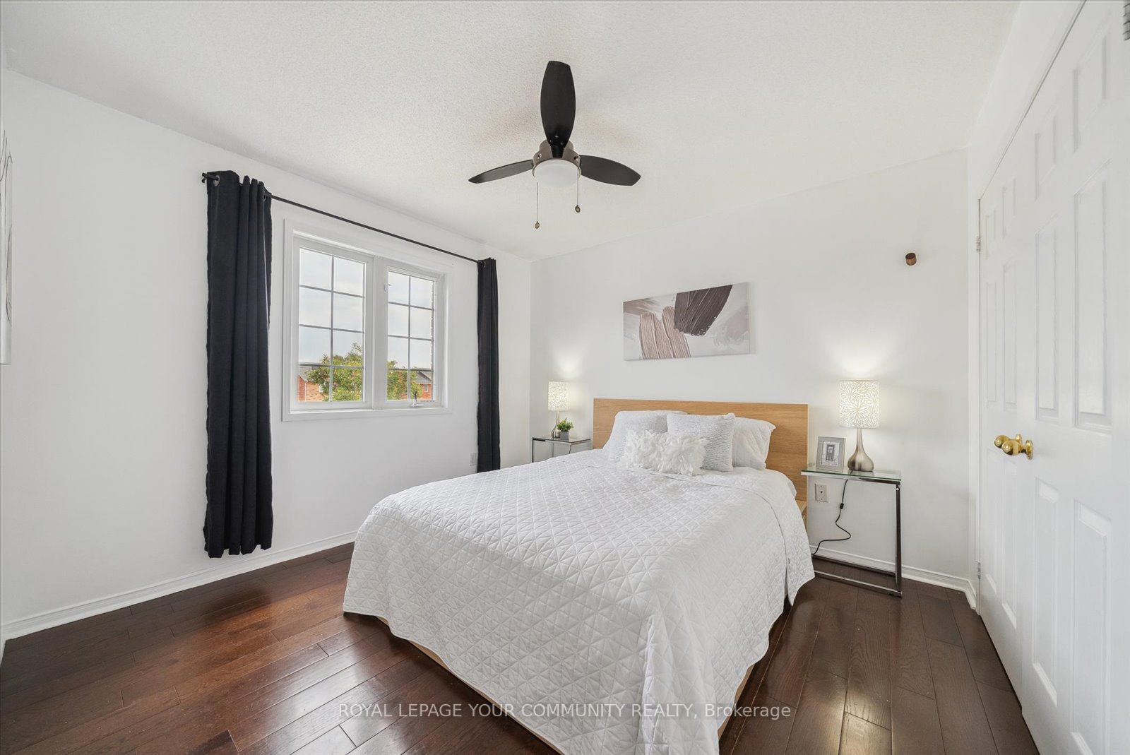 56 Hattie Crt