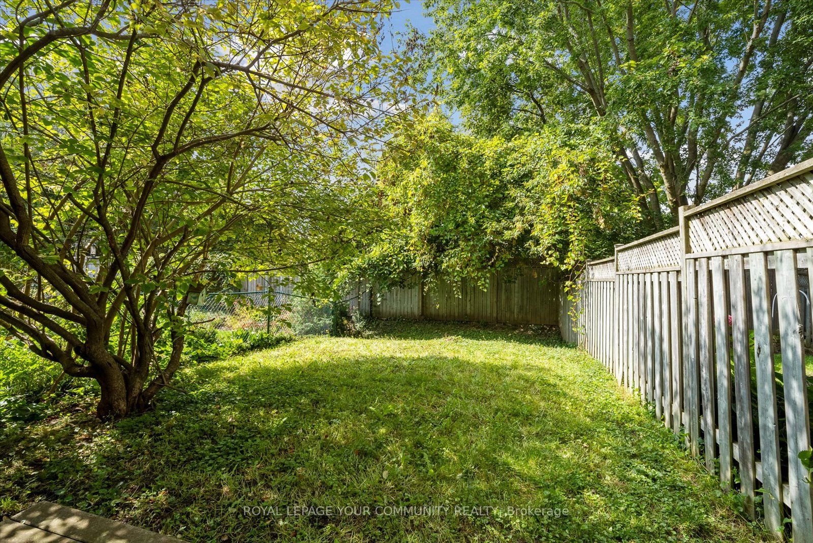 56 Hattie Crt