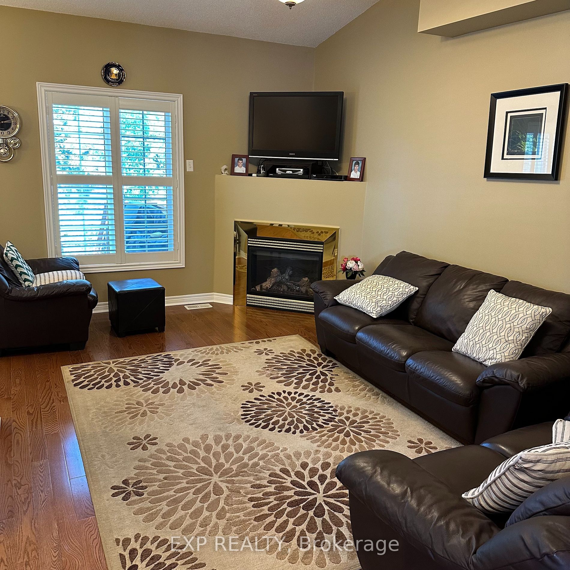 88 Dovetail Dr