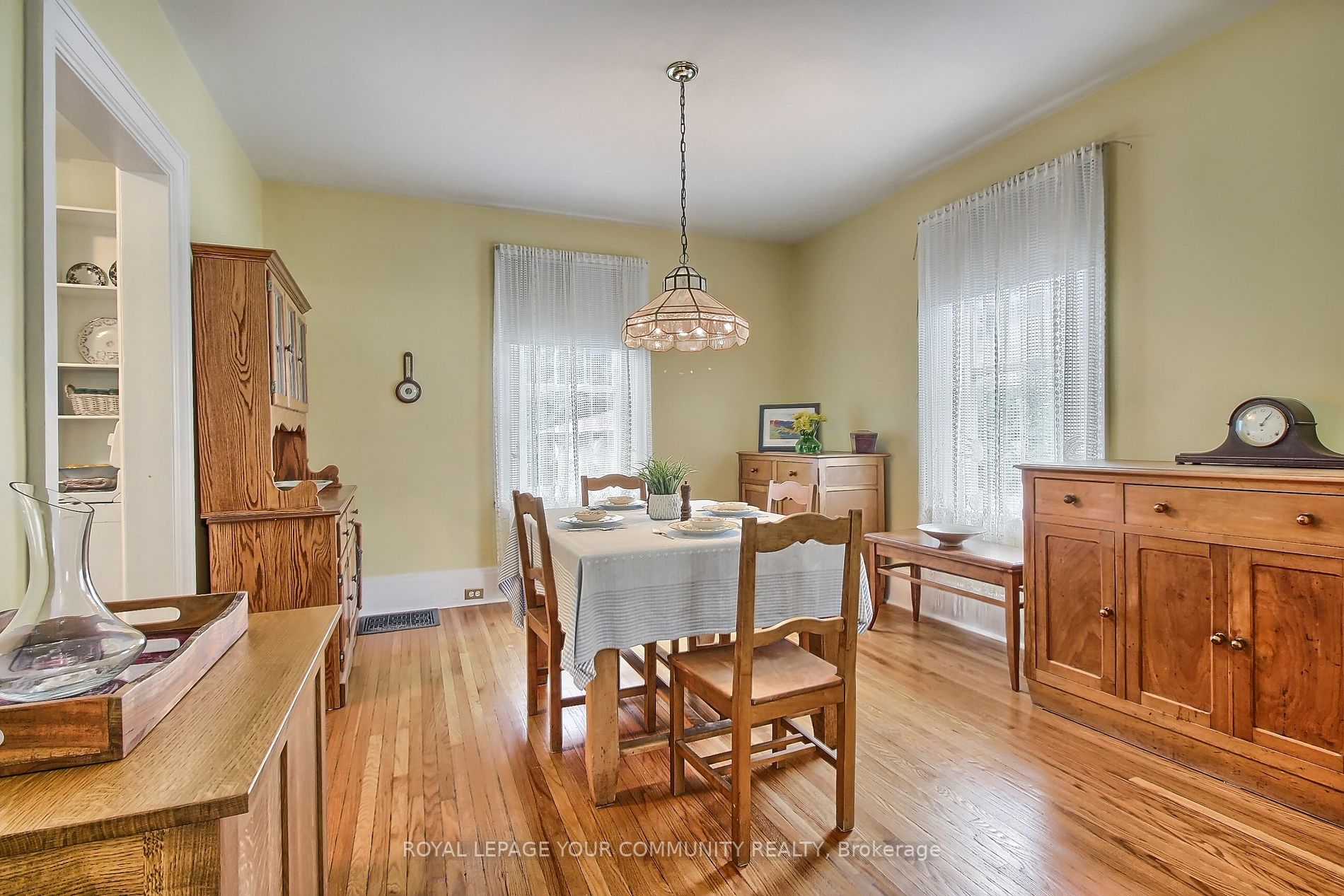75 Roseview Ave