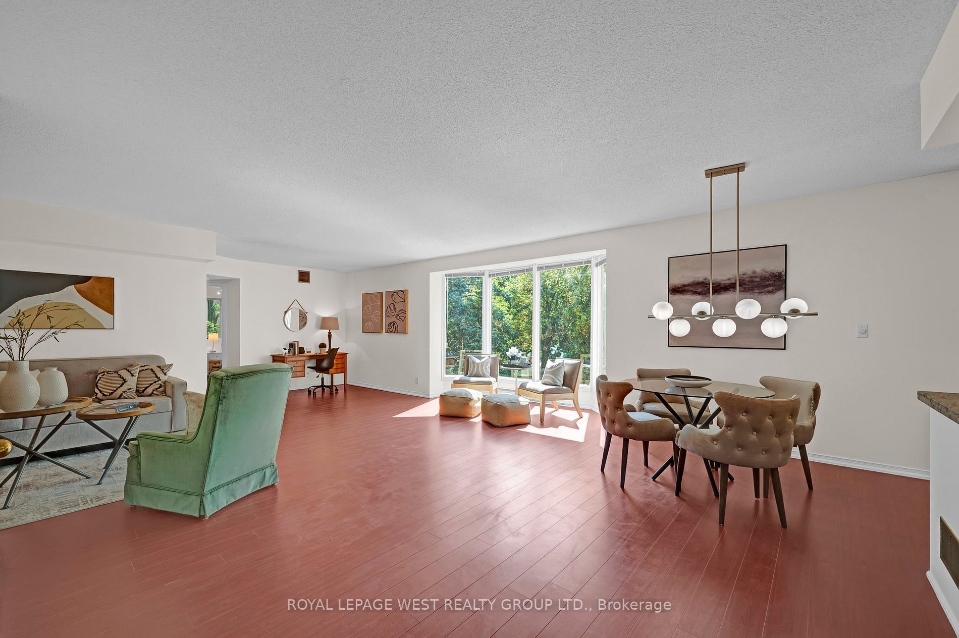 21 George St, #205