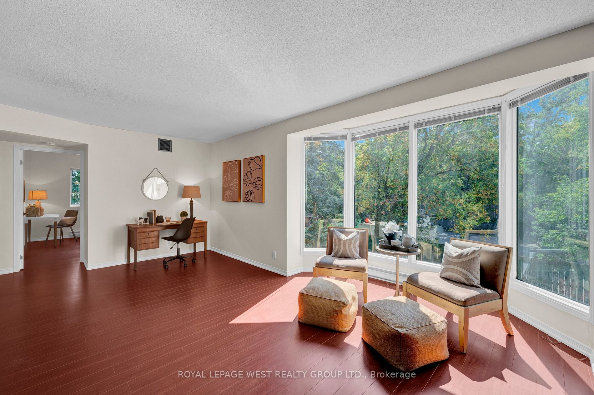 21 George St, #205