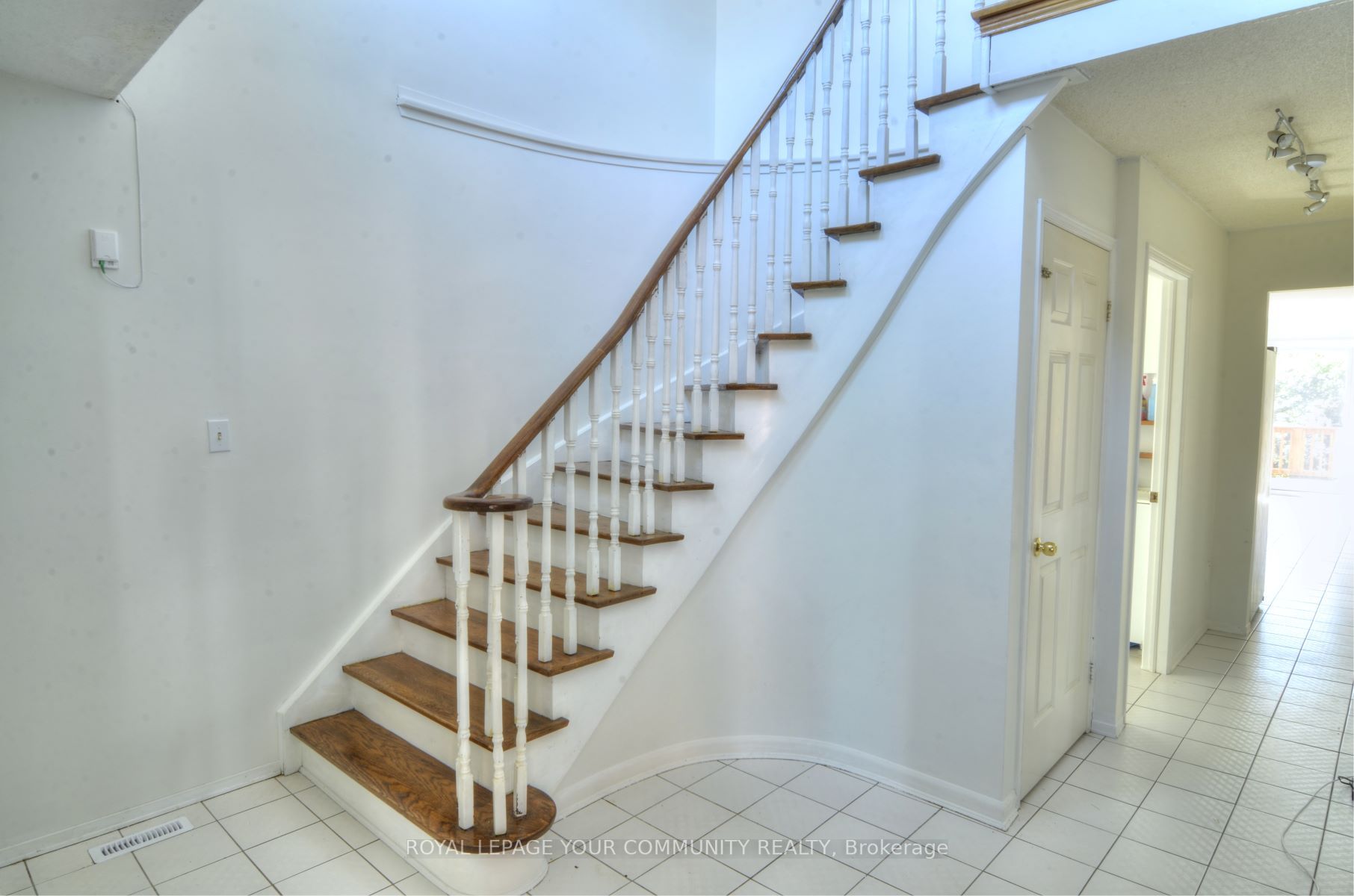 136 Woodcroft Lane