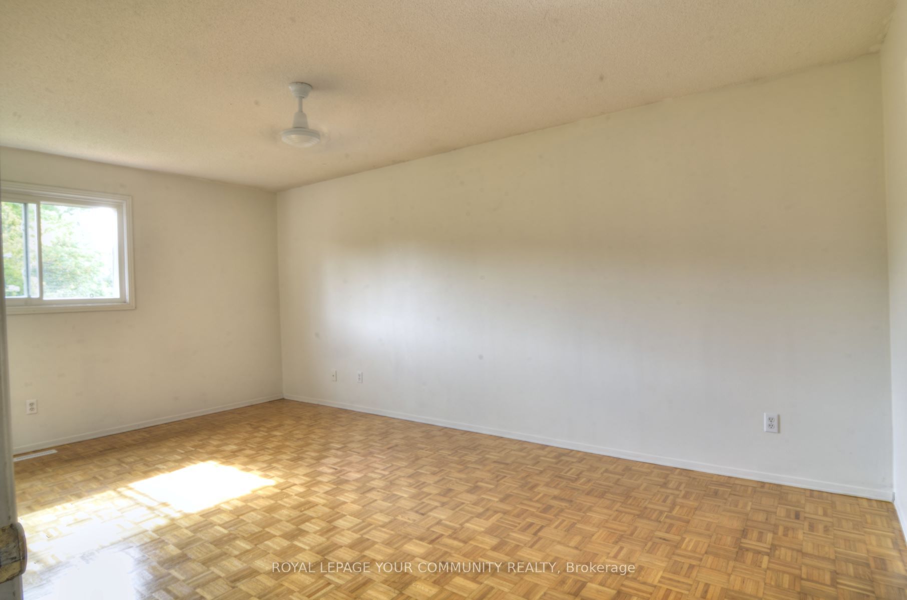 136 Woodcroft Lane