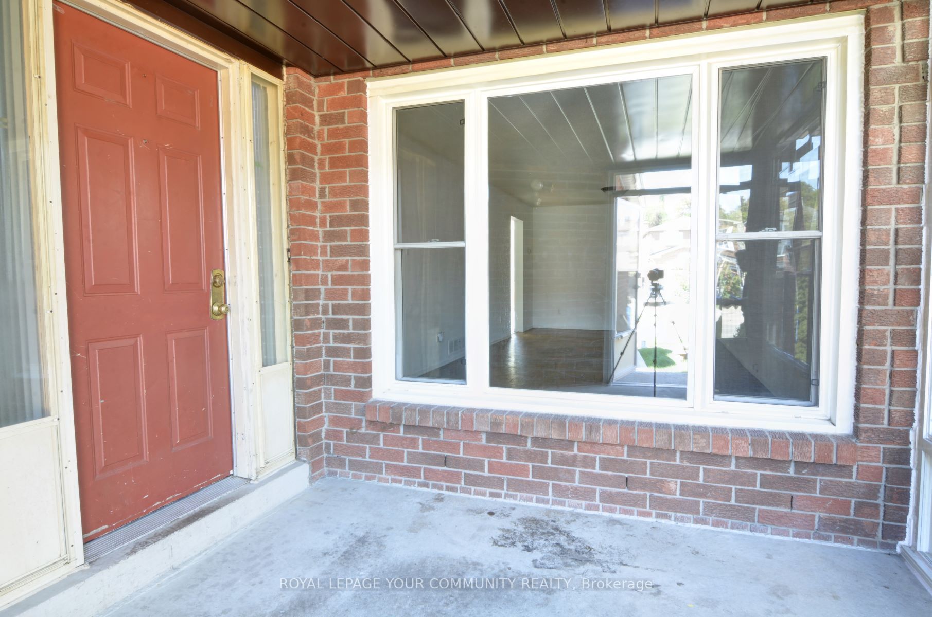 136 Woodcroft Lane