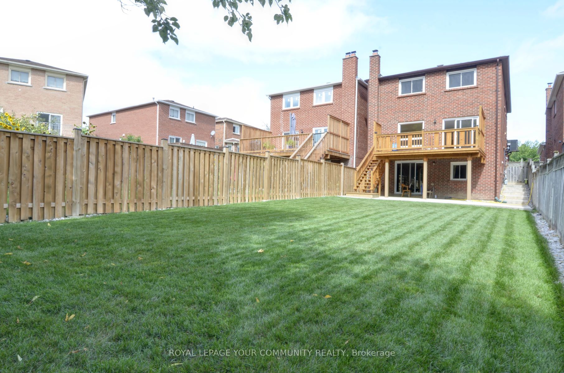 136 Woodcroft Lane
