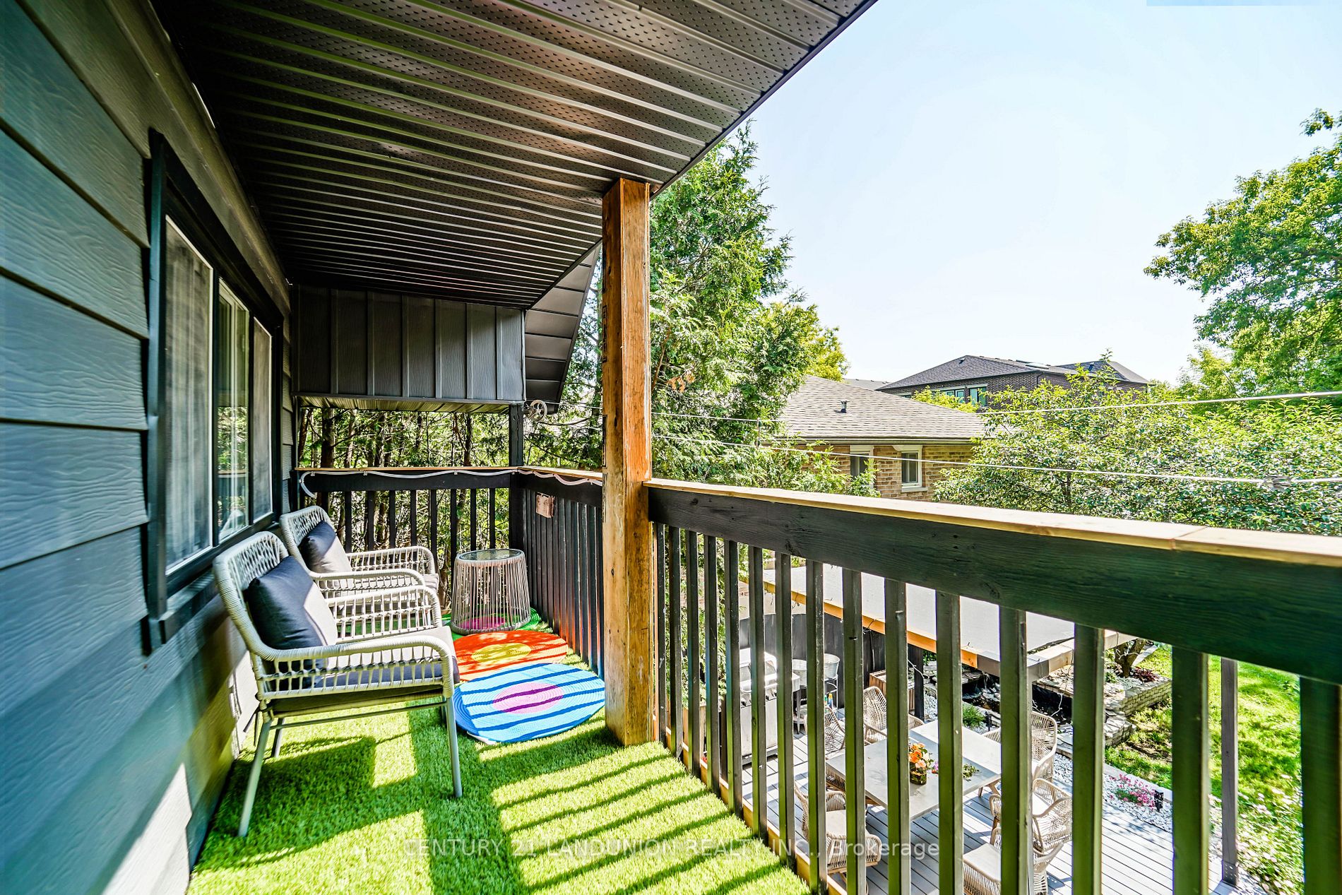 160 Olde Bayview Ave