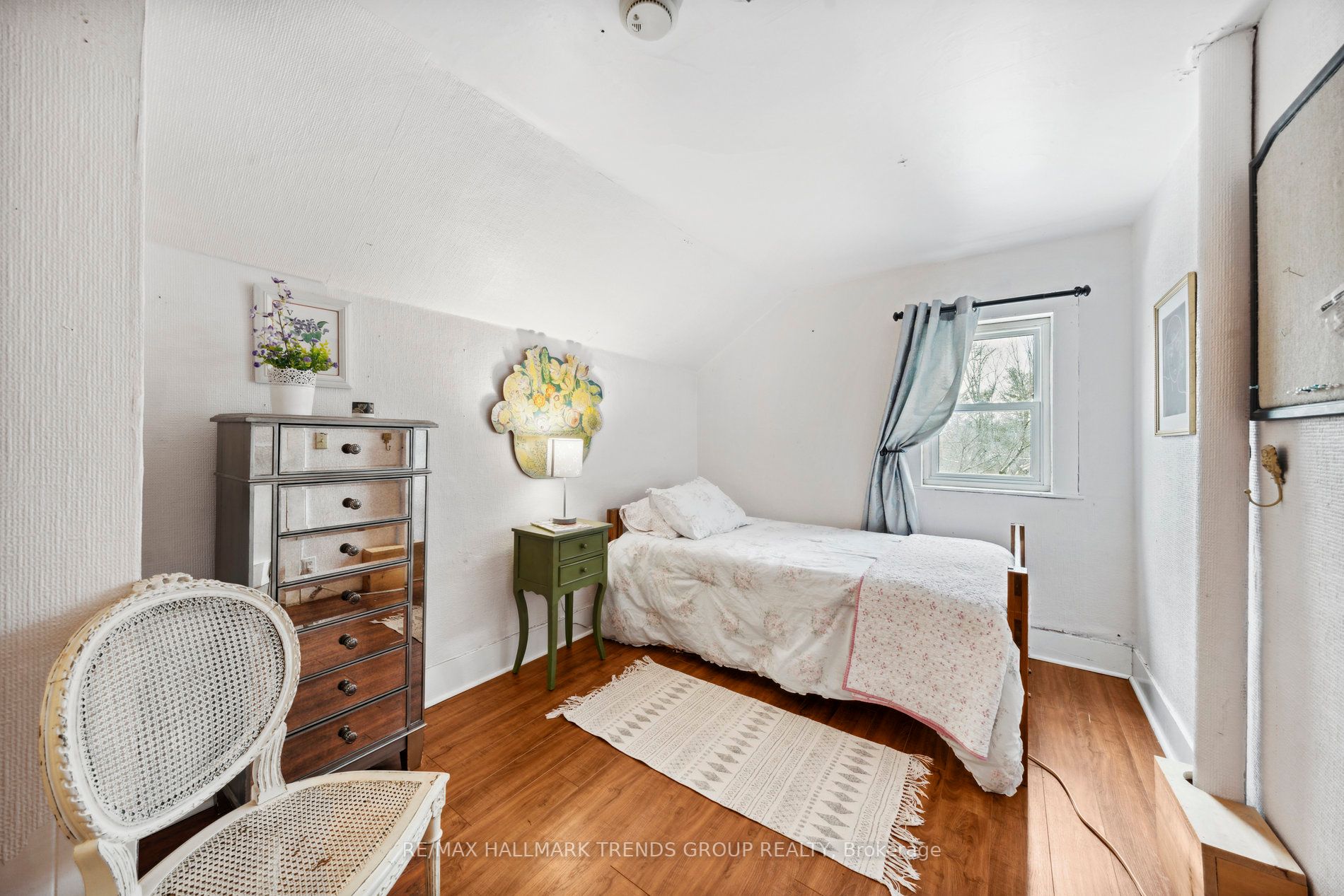 352 Kettleby Rd