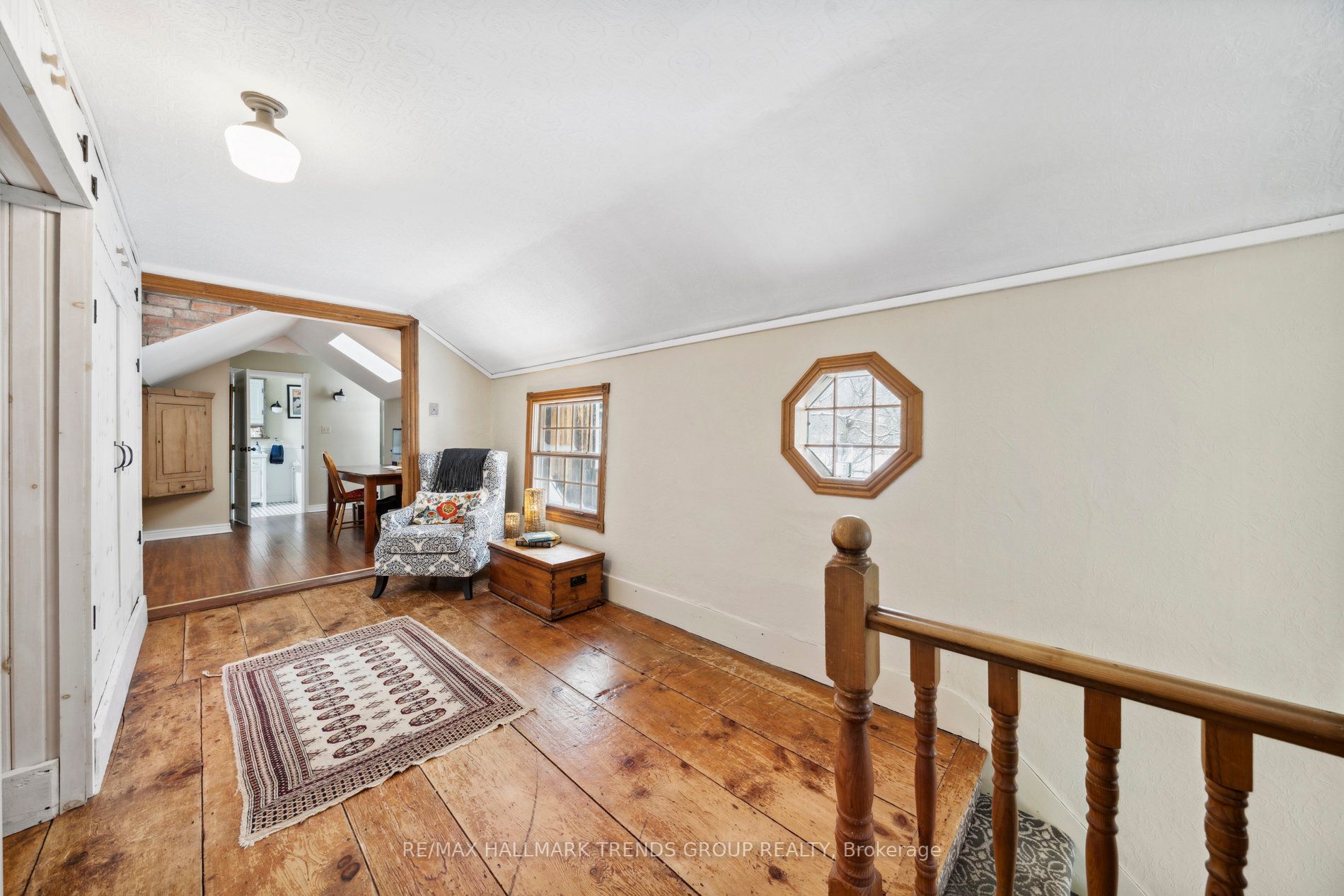 352 Kettleby Rd