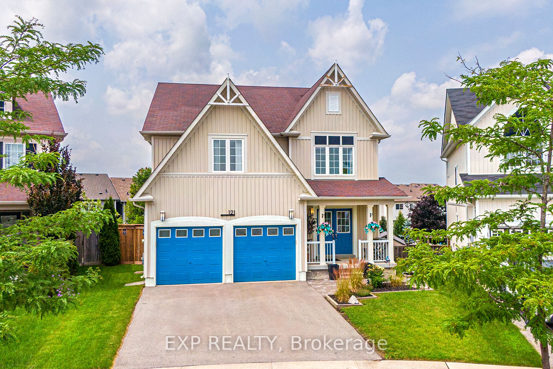 121 Donald Stewart Cres