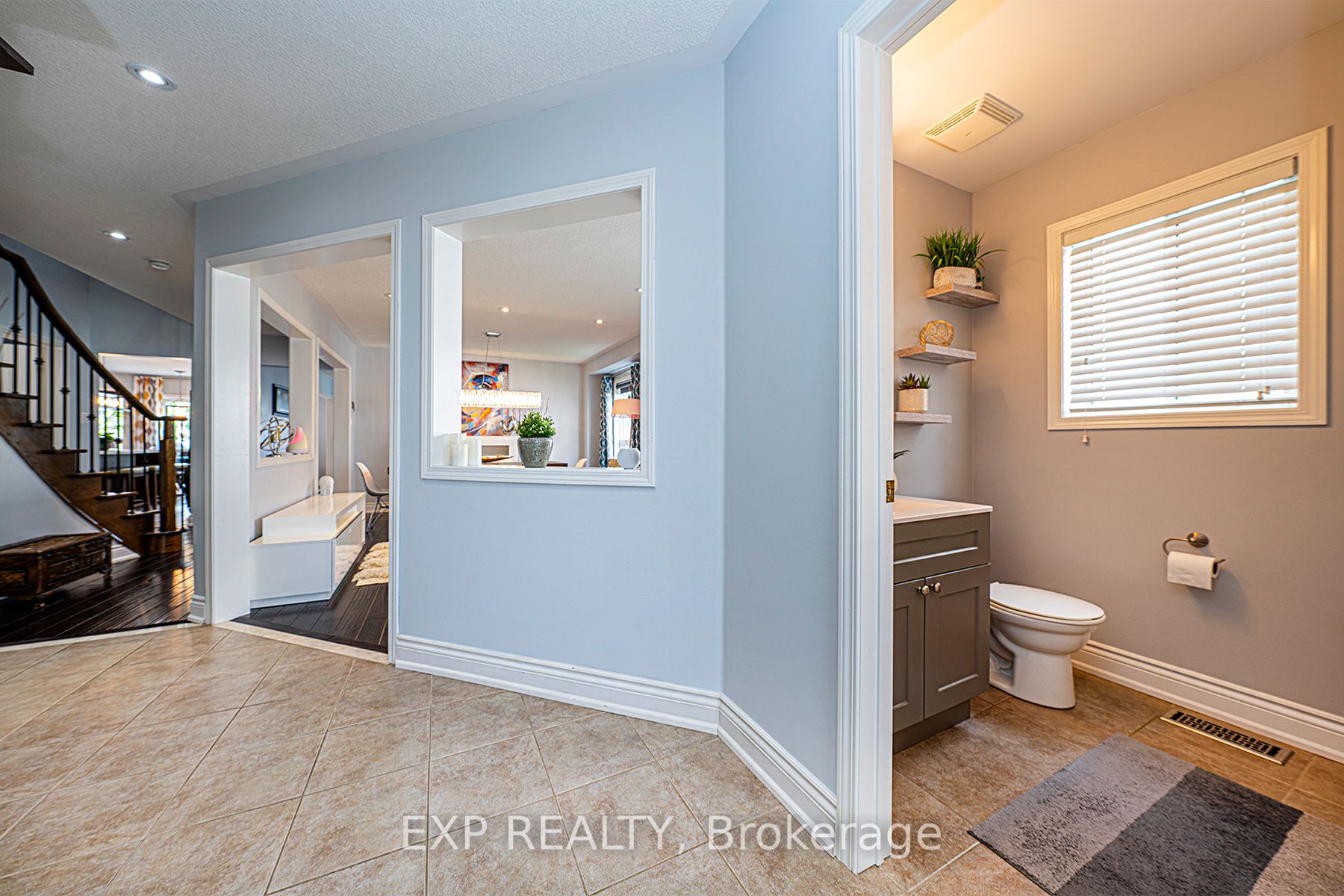 121 Donald Stewart Cres