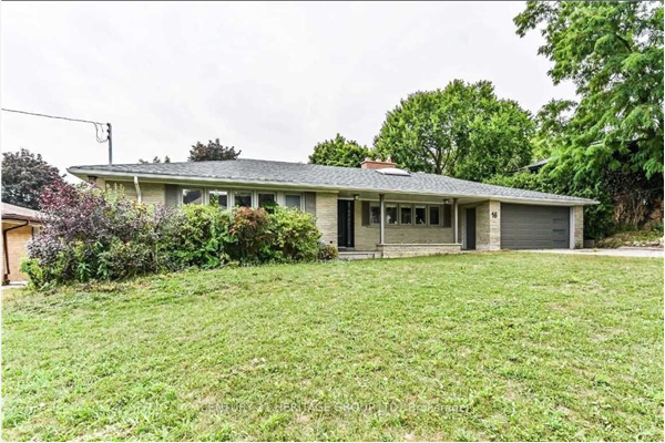 16 Cavalier Cres, Vaughan