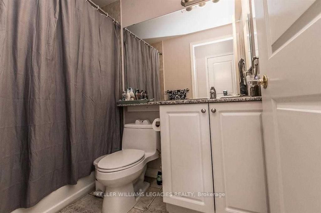 9225 Jane St, #1102