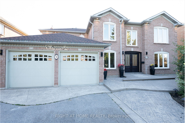 726 Kingsmere Ave, Newmarket