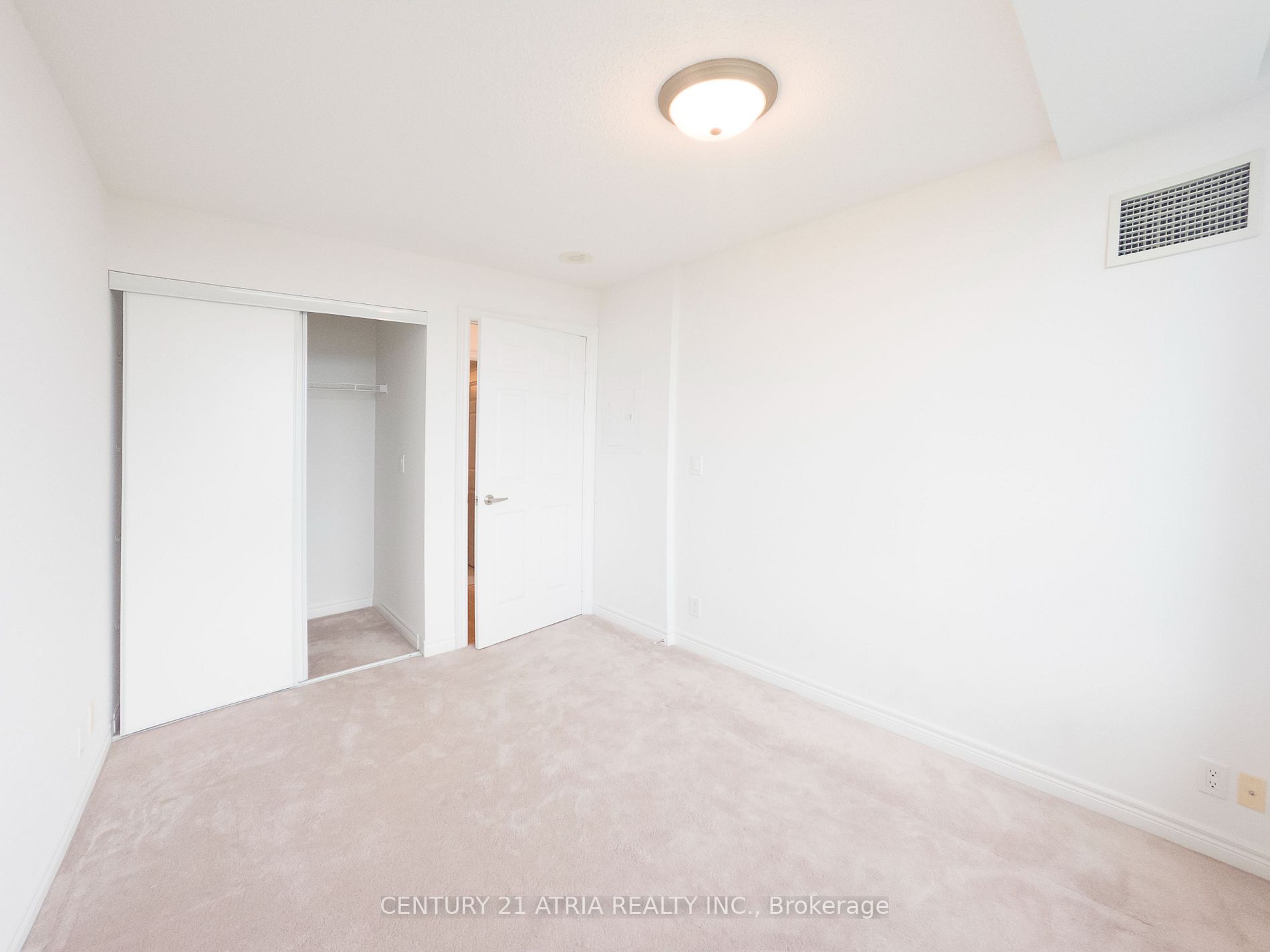 33 Cox Boulevard, #1621