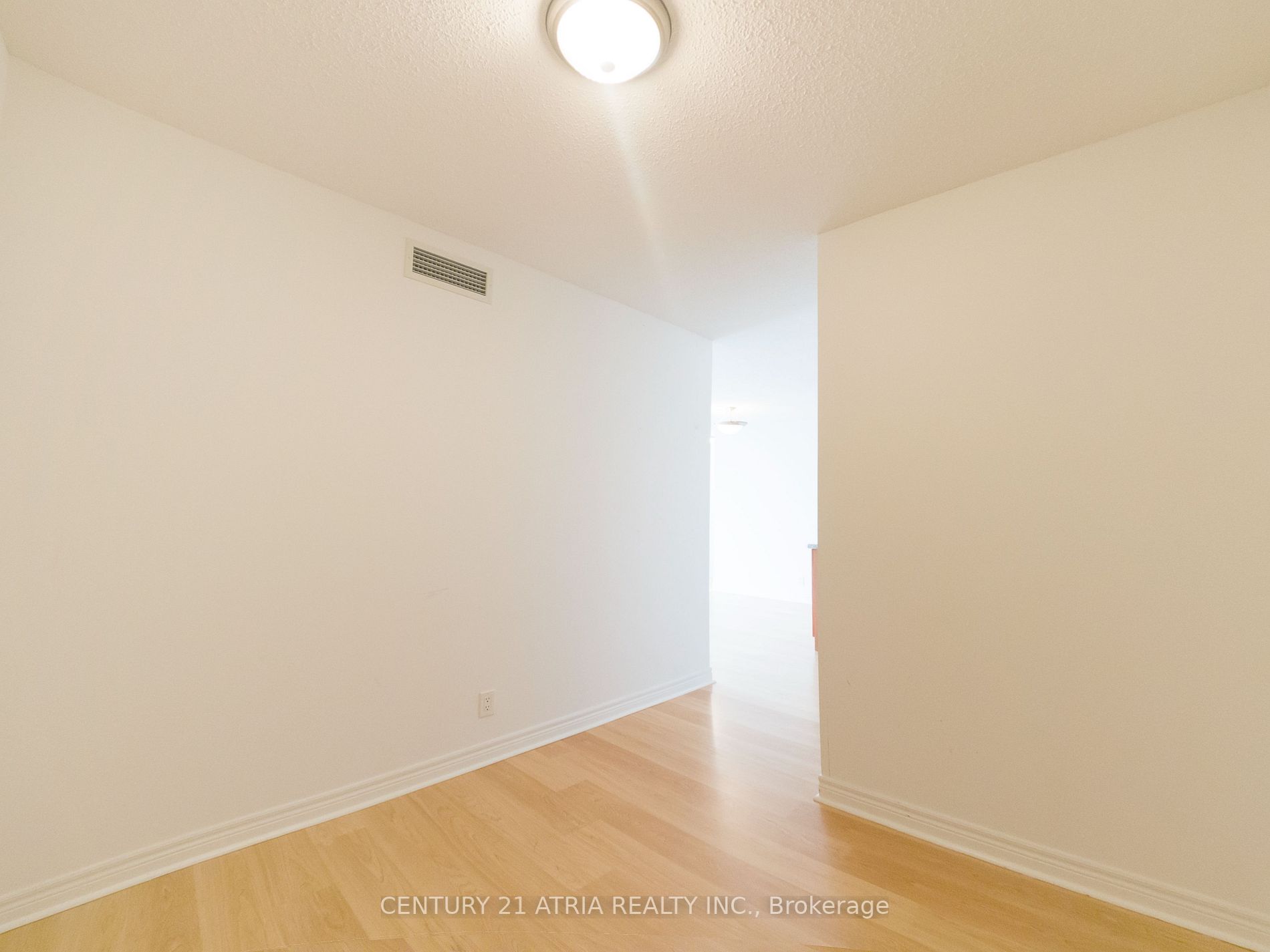 33 Cox Boulevard, #1621