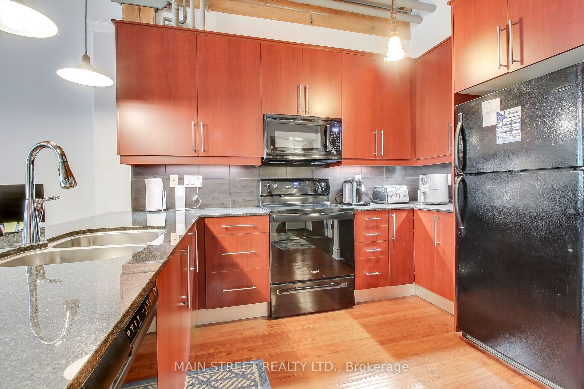 543 Timothy Street, #101