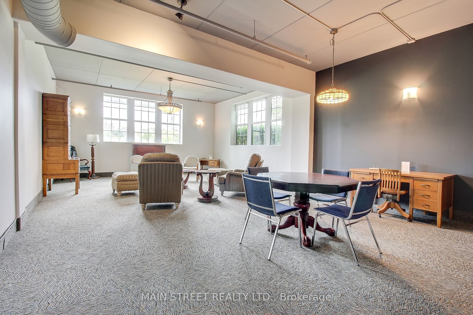 543 Timothy Street, #101