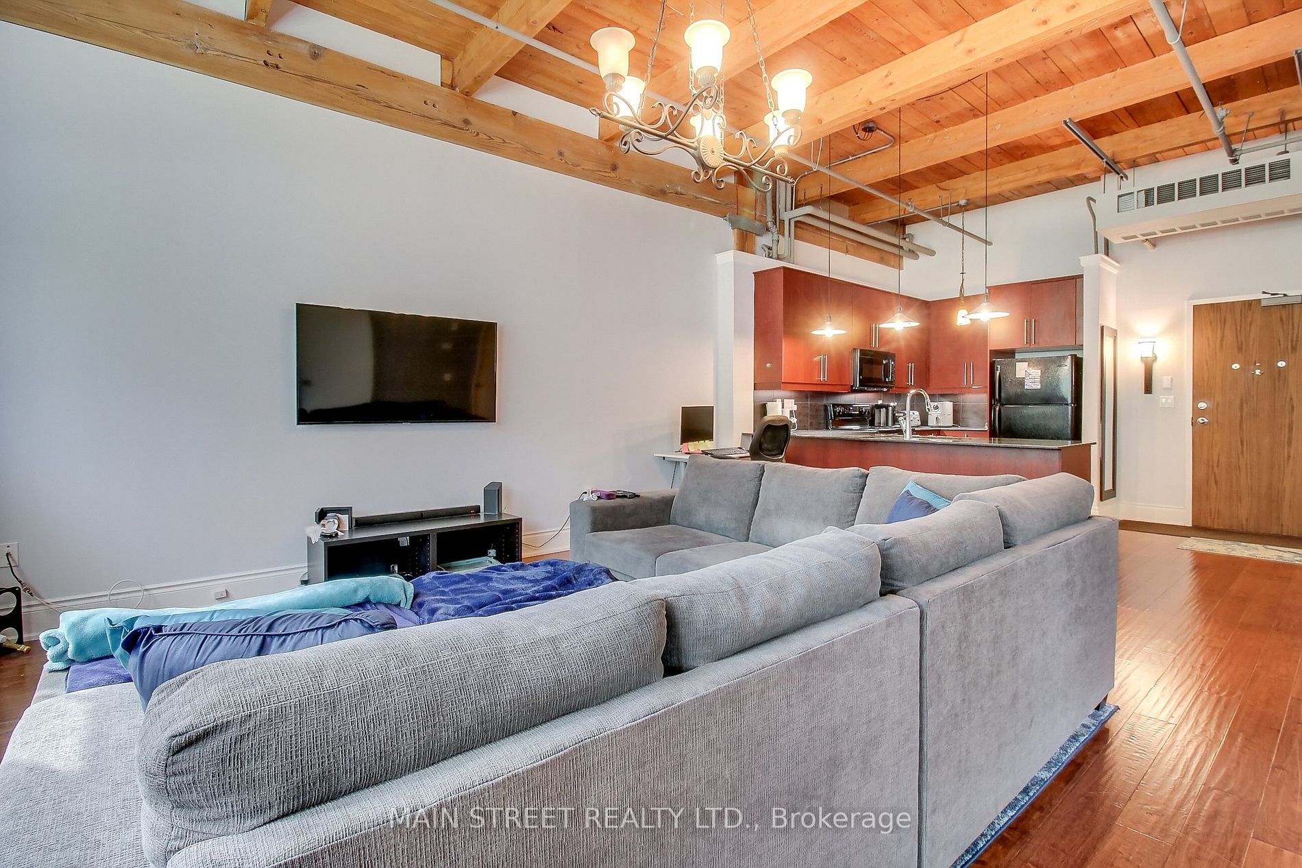 543 Timothy Street, #101