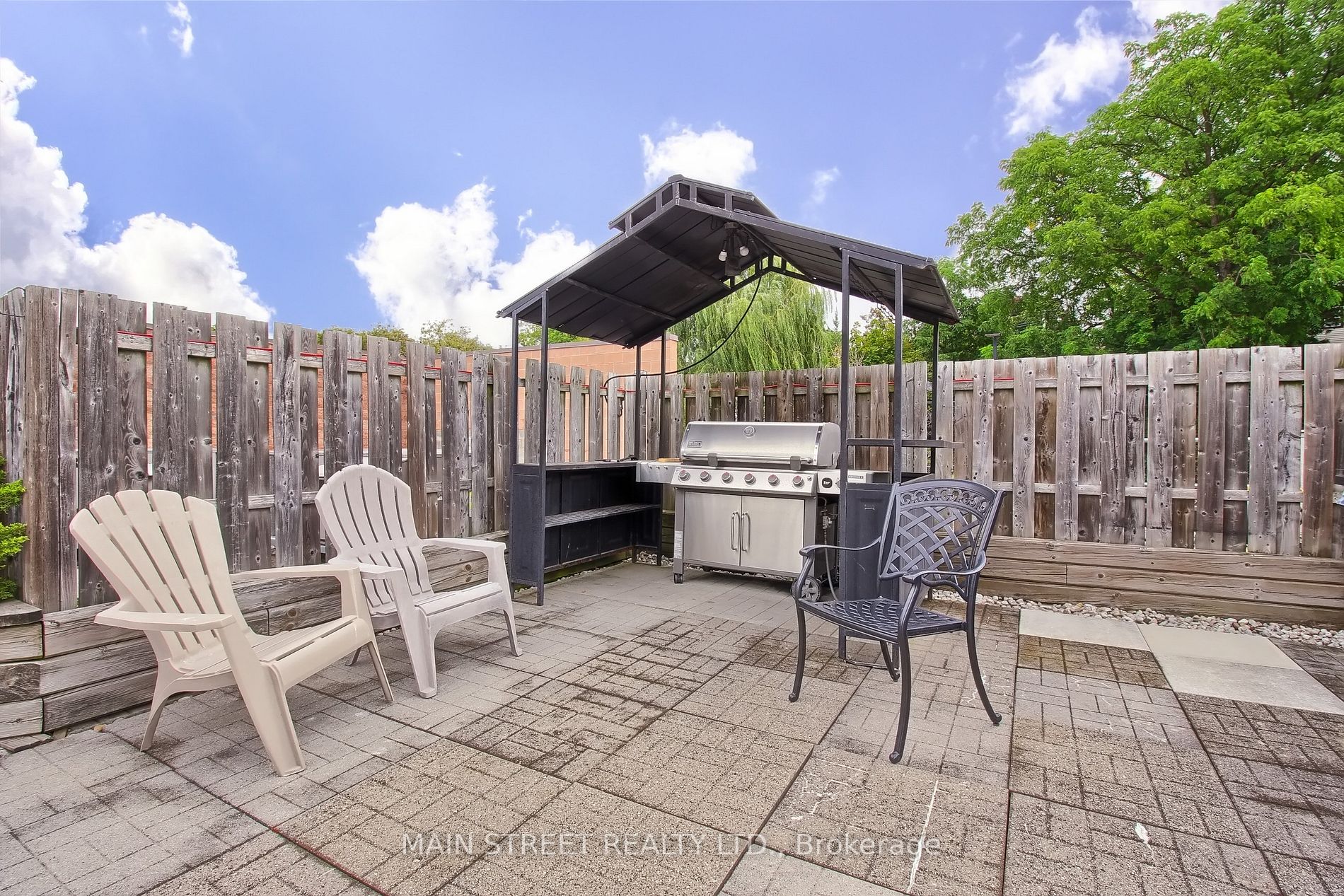 543 Timothy Street, #101