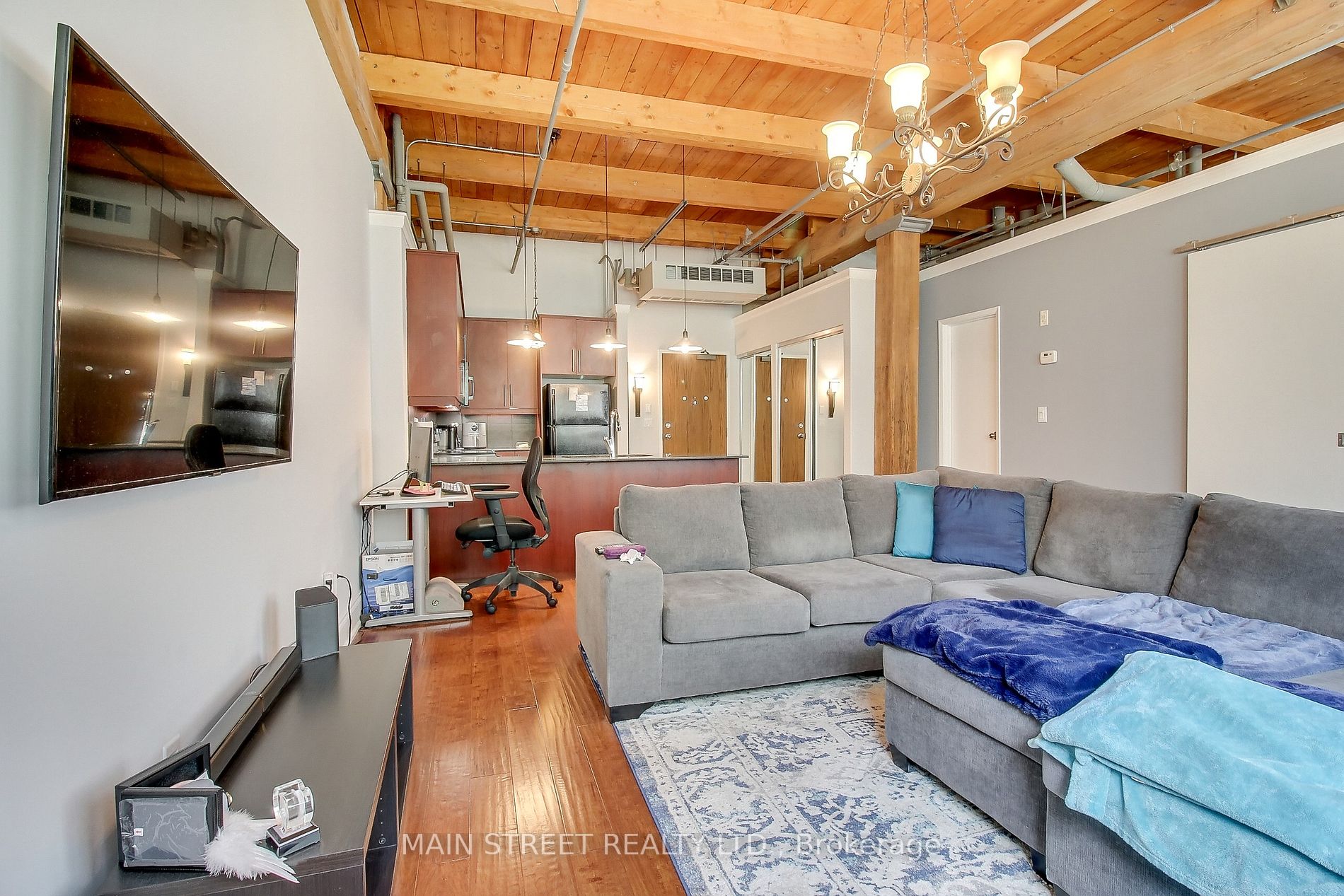 543 Timothy Street, #101