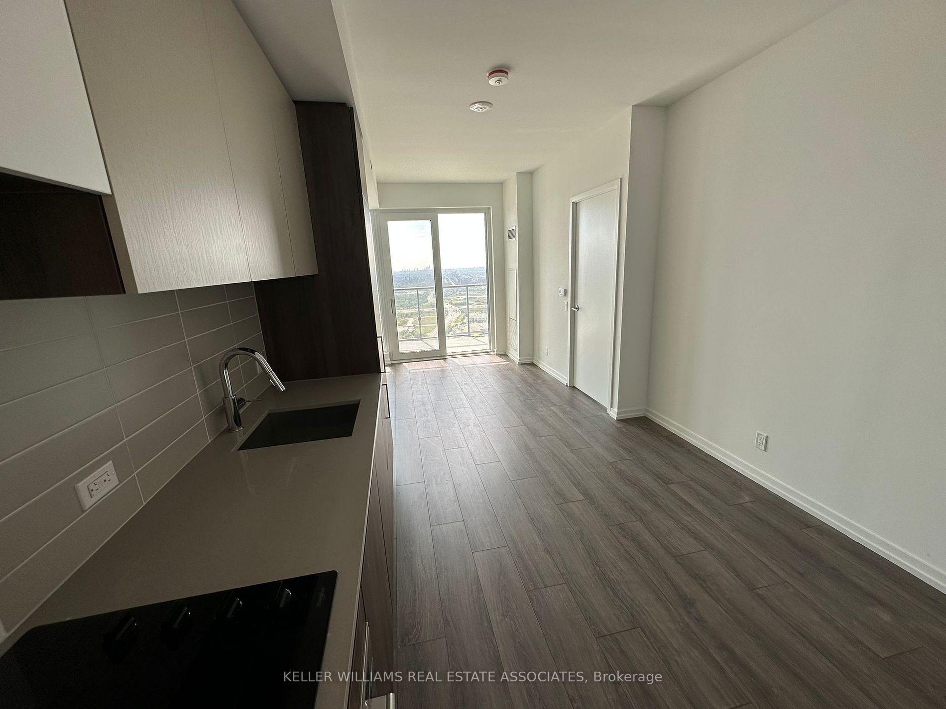 7890 Jane St, #5101