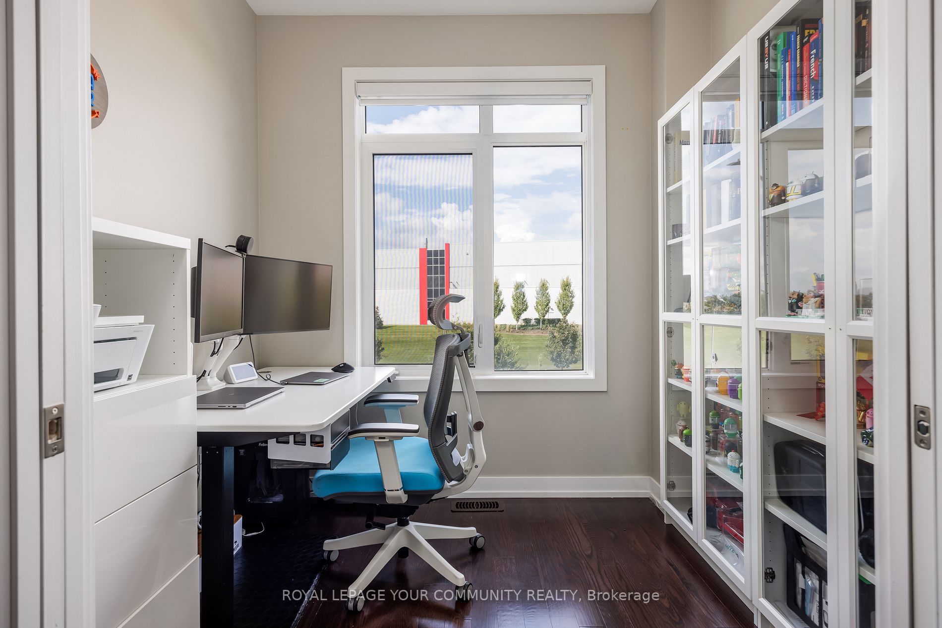 122 Salterton Circ