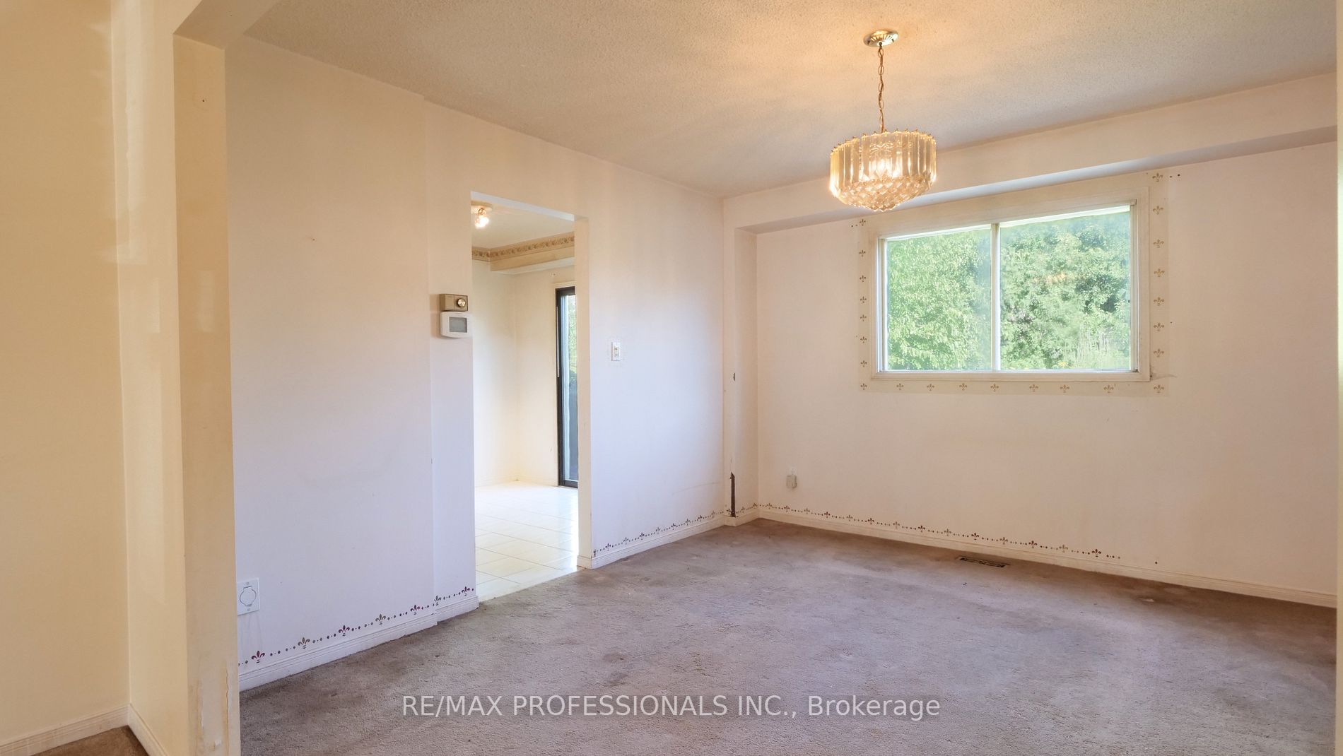 157 Kersey Cres