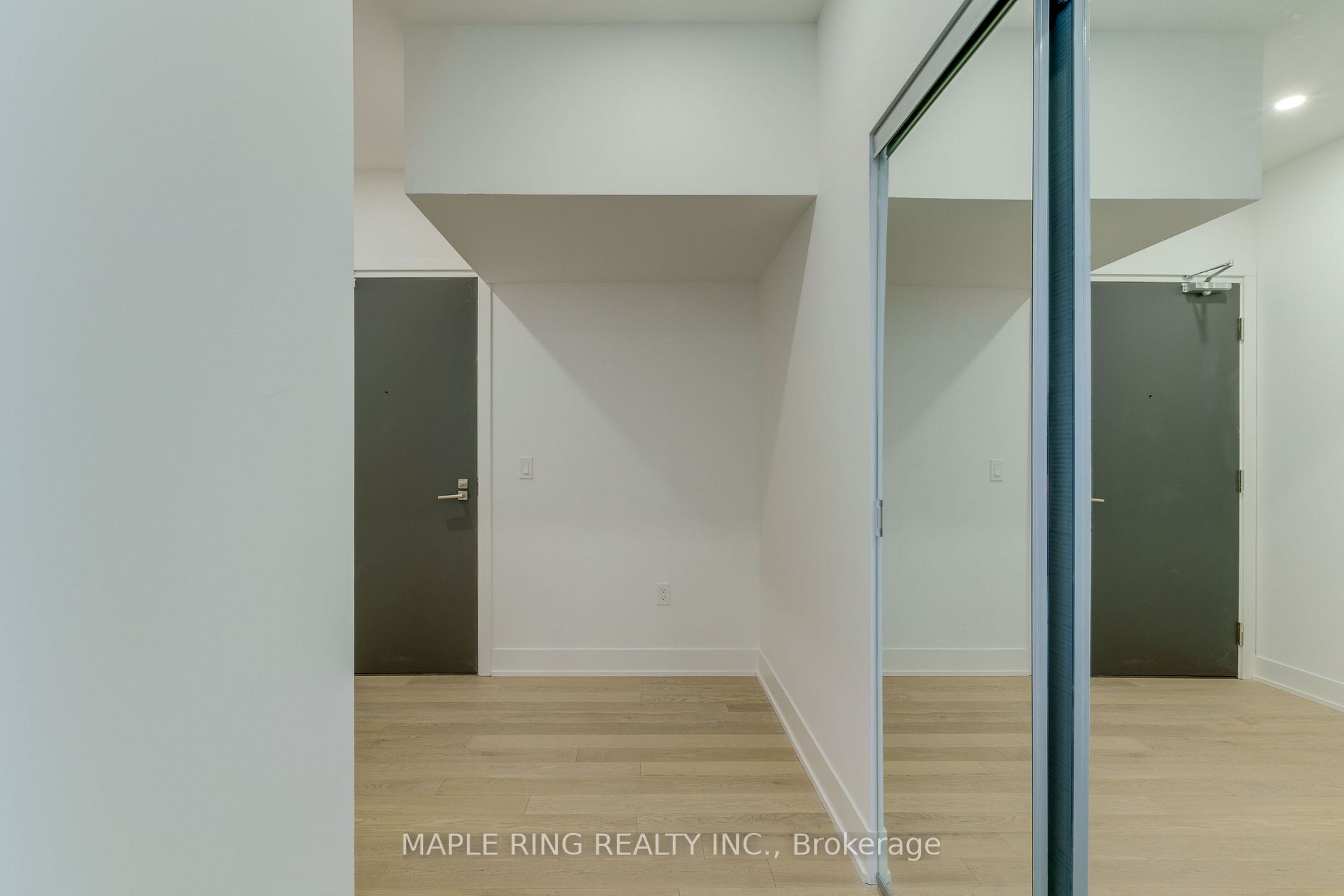 2908 Highway 7 Rd, #111