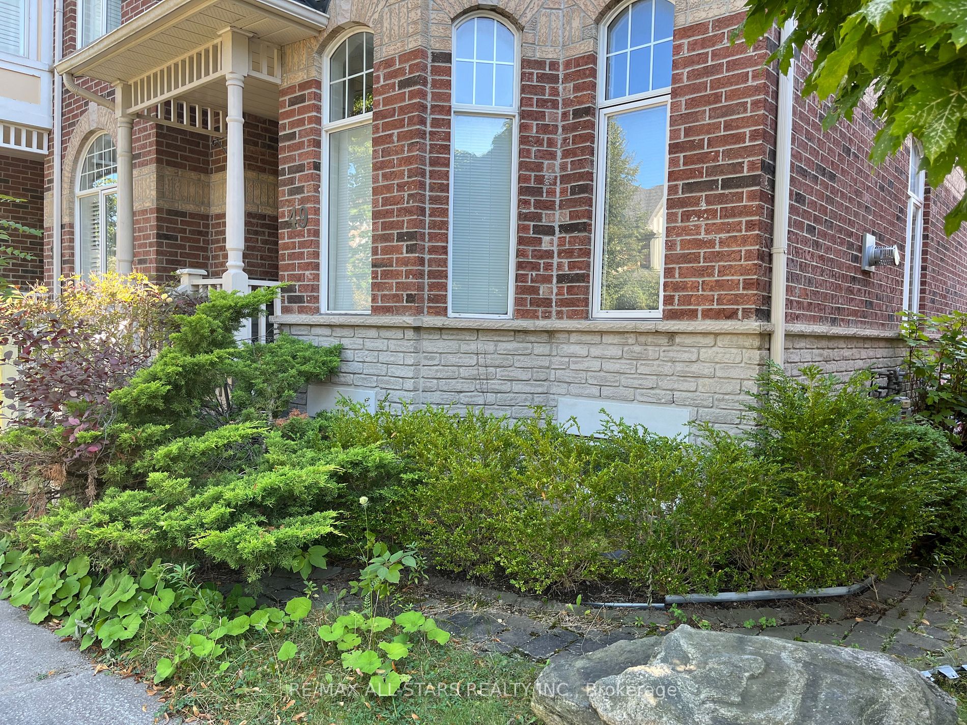 49 Cornell Park Ave