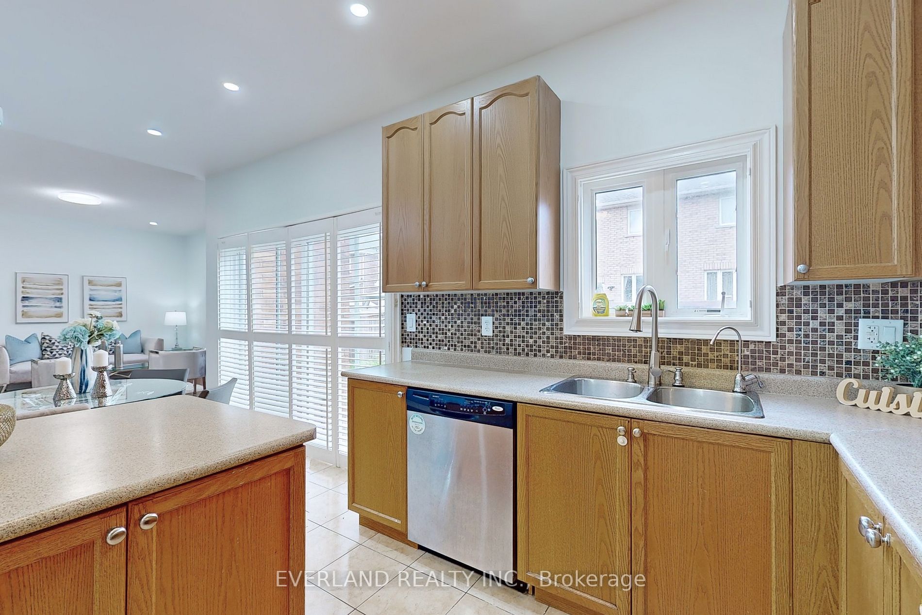 6 Willow Landing