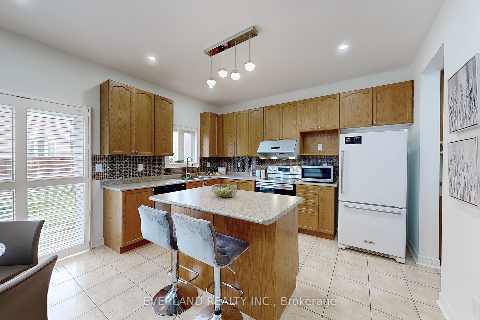6 Willow Landing