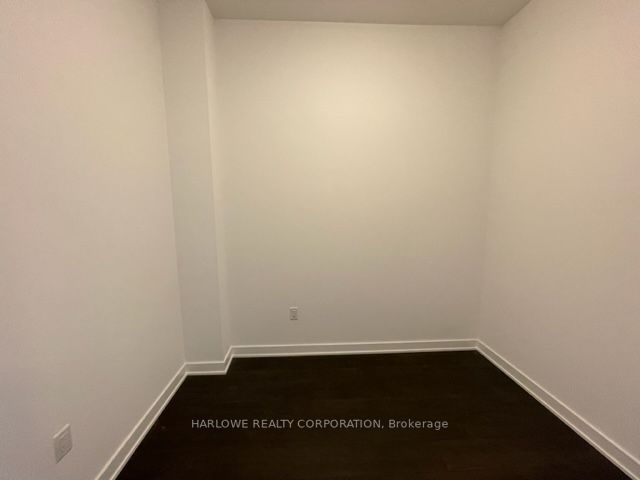 95 Oneida Cres, #Ph12