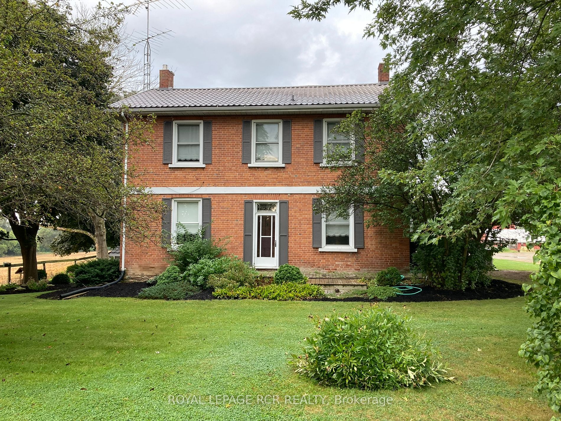 152 Leonard Rd