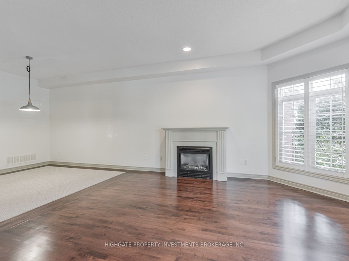29 The Meadows Ave