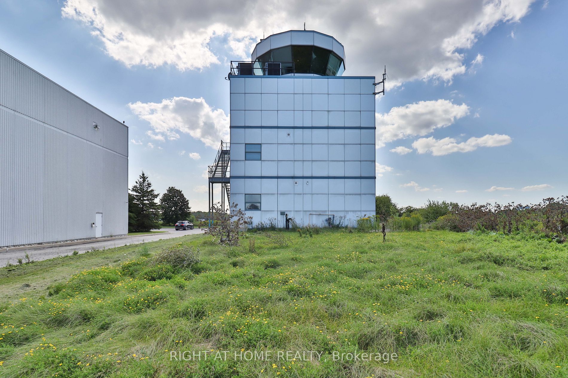 Listing N7012242 - Large Photo # 2