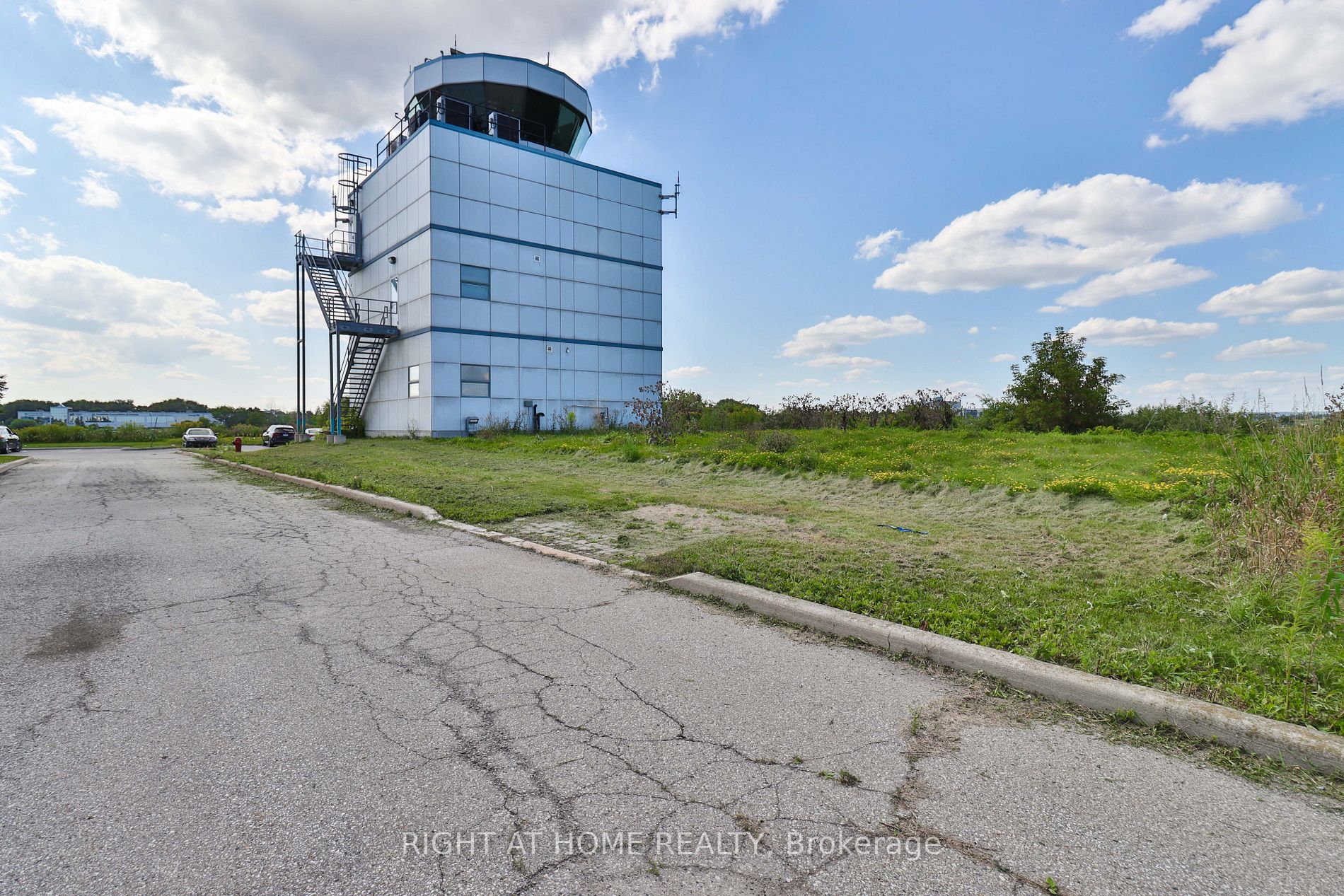 Listing N7012242 - Large Photo # 3