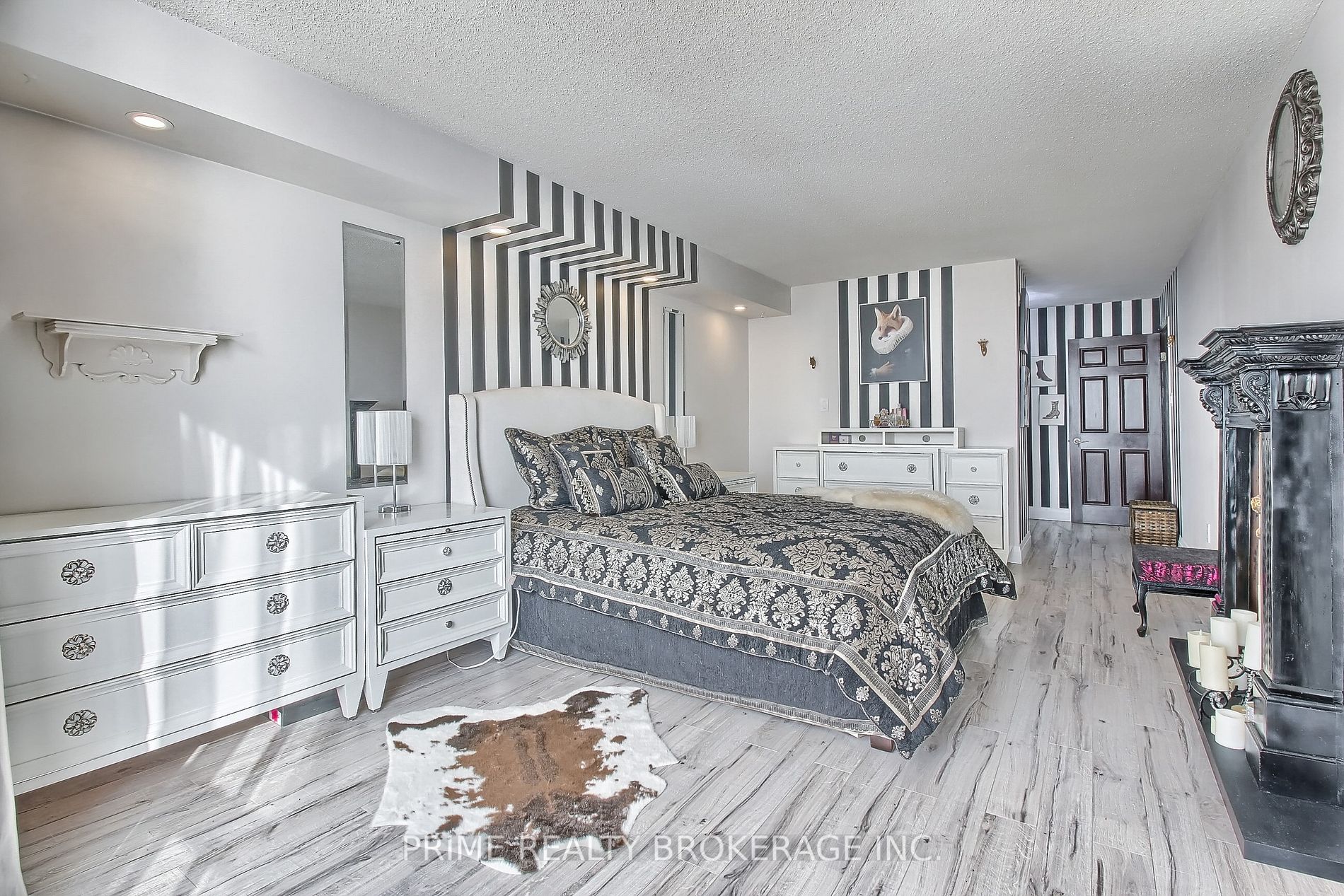 175 Cedar Avenue, #801