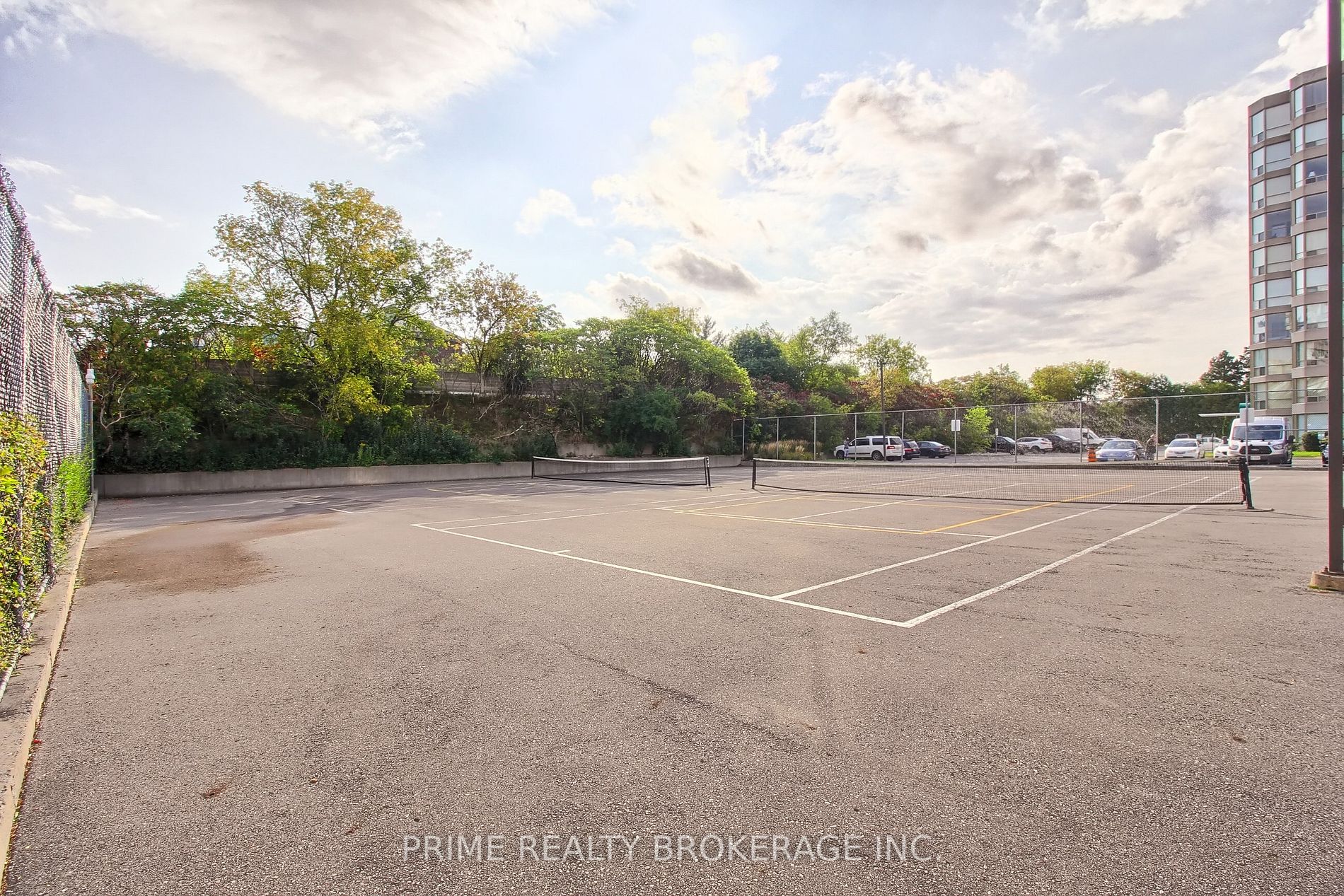 175 Cedar Avenue, #801