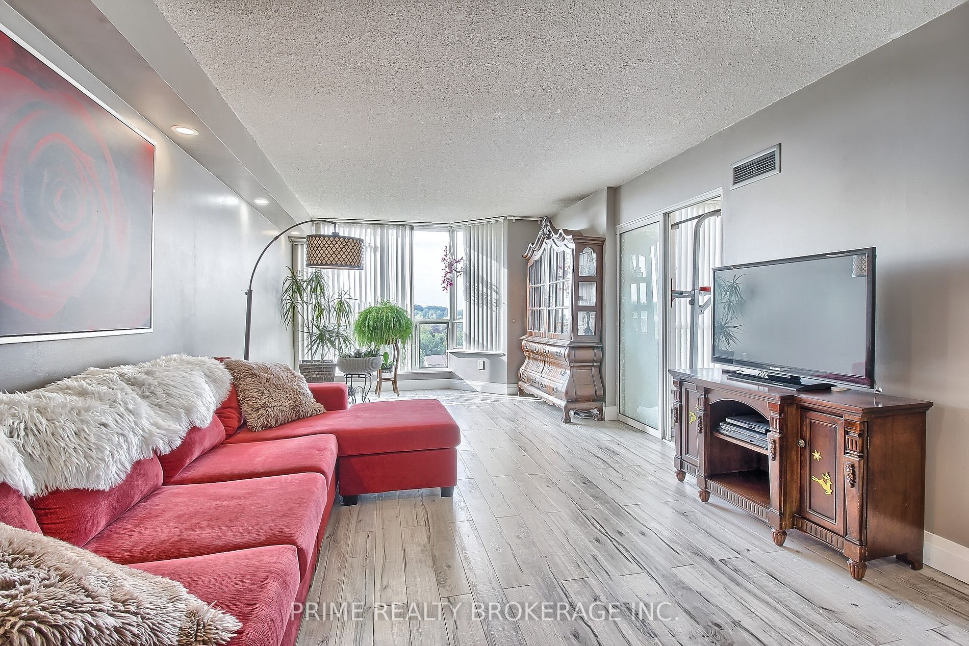 175 Cedar Avenue, #801